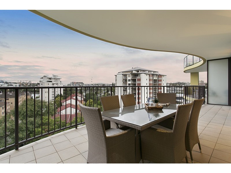 153/8 Land Street, Toowong QLD 4066