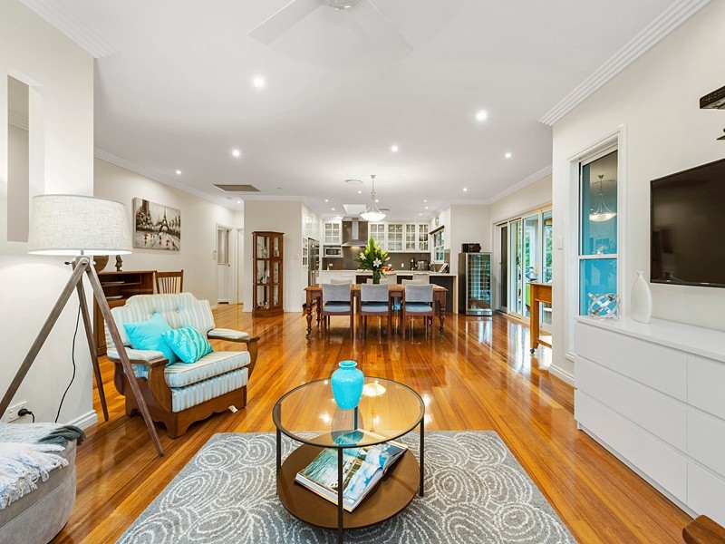 24 Acacia Drive, Ashgrove QLD 4060