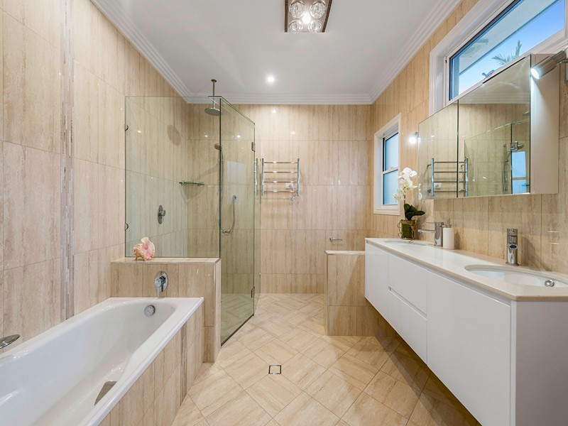 24 Acacia Drive, Ashgrove QLD 4060