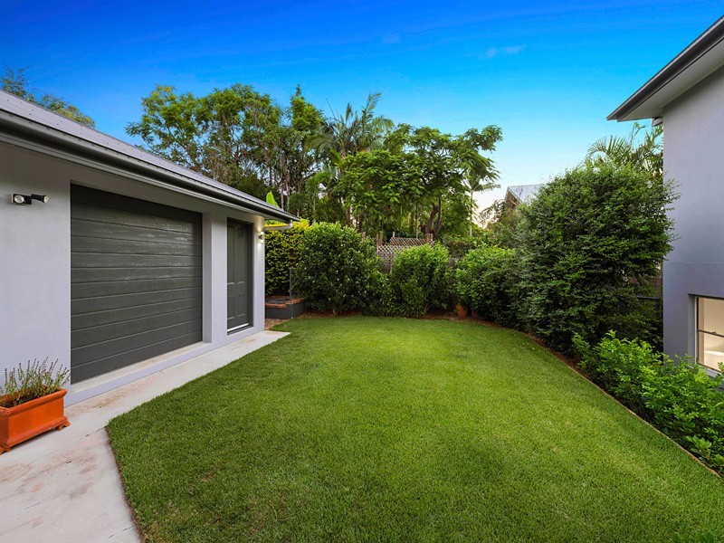 24 Acacia Drive, Ashgrove QLD 4060