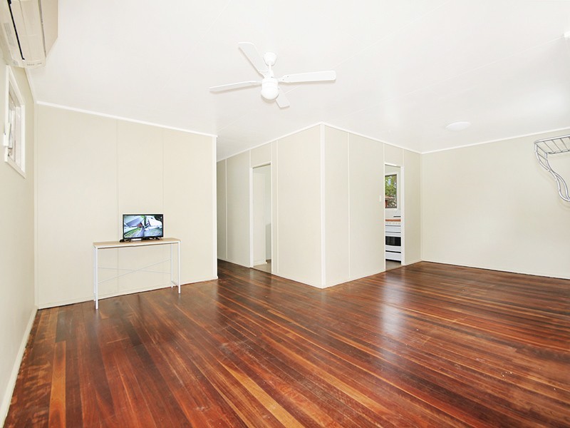 7 Kevin Street, Riverview QLD 4303