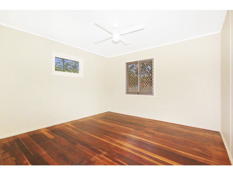 7 Kevin Street, Riverview QLD 4303