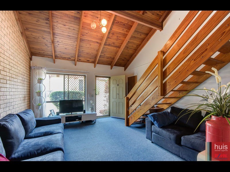 63 93-97 Barbaralla Dr, Springwood QLD 4127