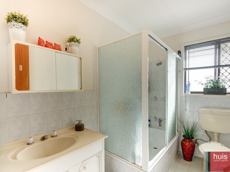 63 93-97 Barbaralla Dr, Springwood QLD 4127