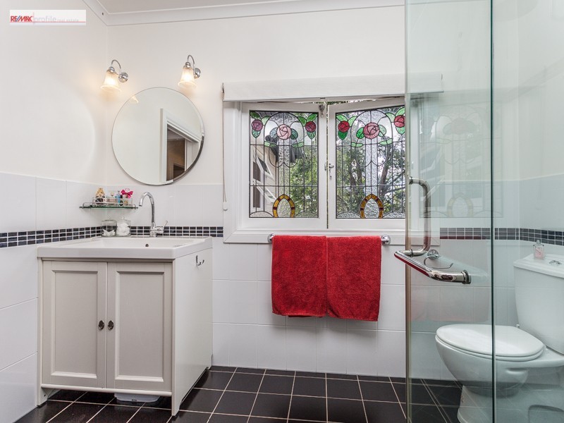 19 Claremont Street, Red Hill QLD 4059