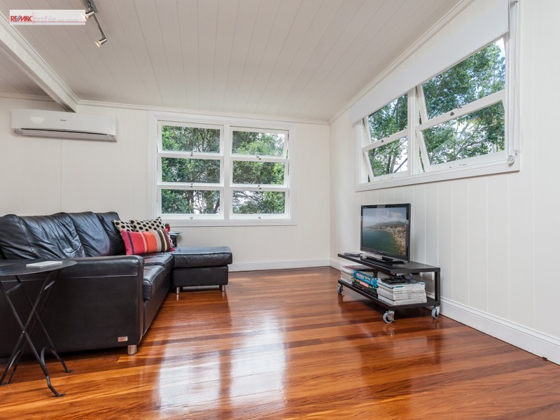 19 Claremont Street, Red Hill QLD 4059