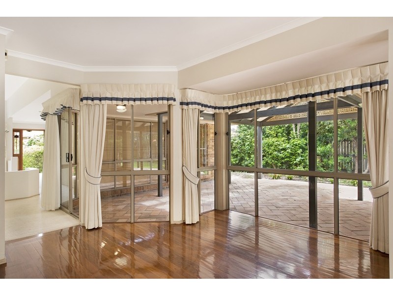 30 Drysdale Cres, Brookfield QLD 4069