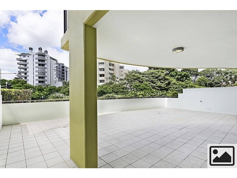 203/8 Land Street, Toowong QLD 4066