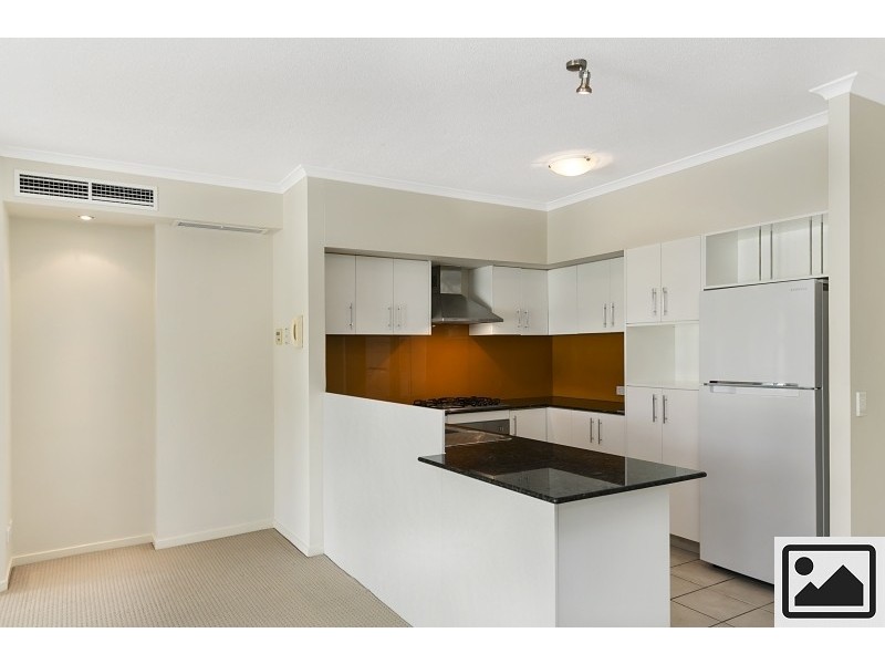203/8 Land Street, Toowong QLD 4066