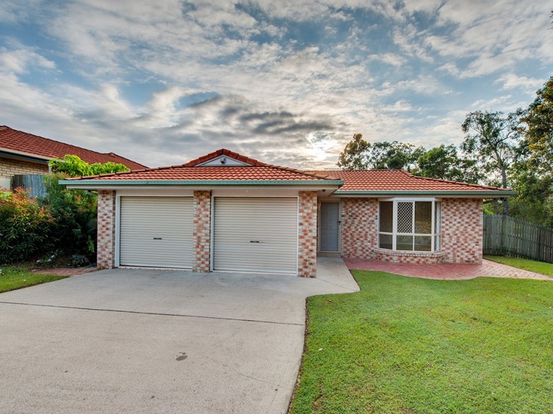 1 Whipbird Place, Doolandella QLD 4077