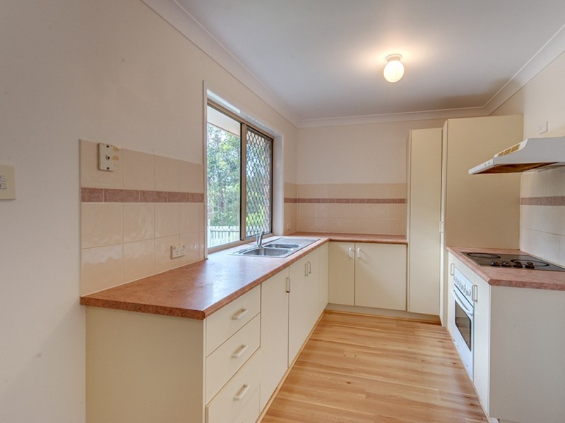 1 Whipbird Place, Doolandella QLD 4077