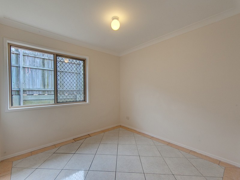 1 Whipbird Place, Doolandella QLD 4077