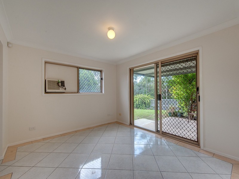 1 Whipbird Place, Doolandella QLD 4077