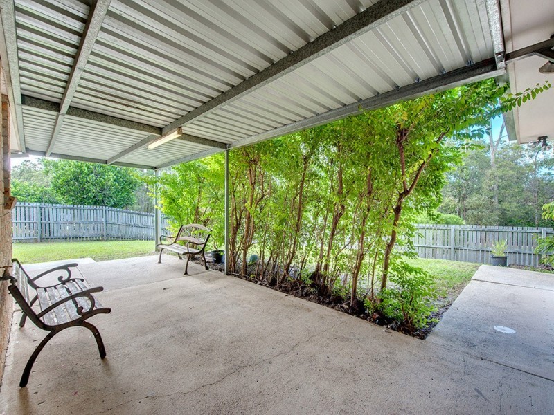 1 Whipbird Place, Doolandella QLD 4077