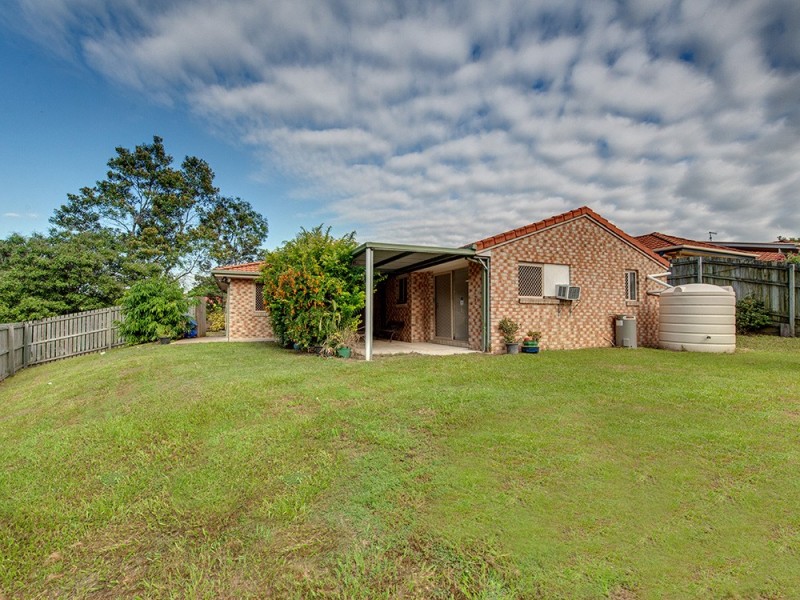1 Whipbird Place, Doolandella QLD 4077