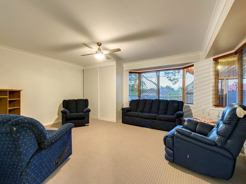 70 Laricina Circuit, Forest Lake QLD 4078