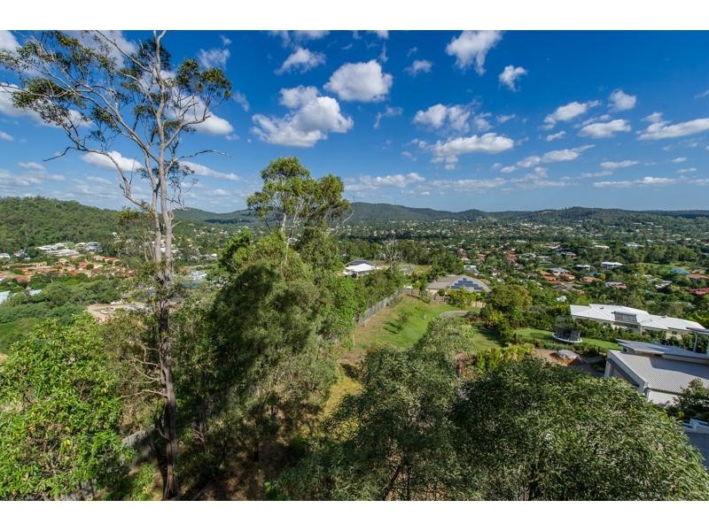 53 kimruska Place, The Gap QLD 4061