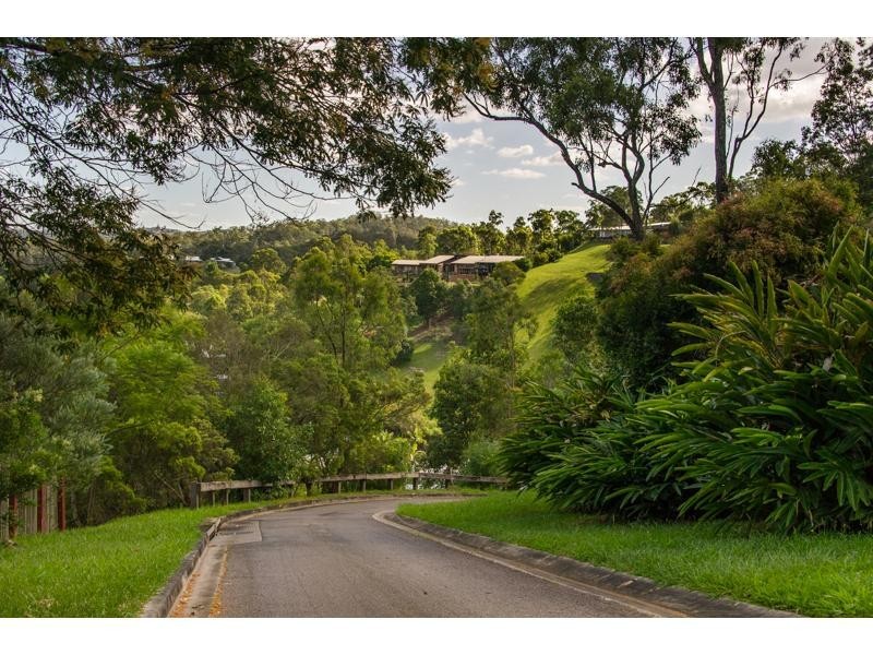 53 kimruska Place, The Gap QLD 4061