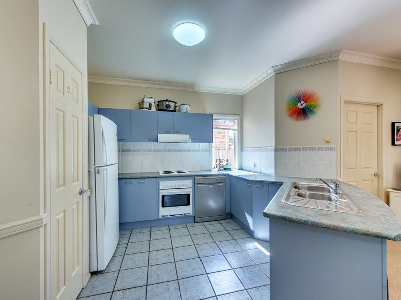 36 St James Street, Forest Lake QLD 4078