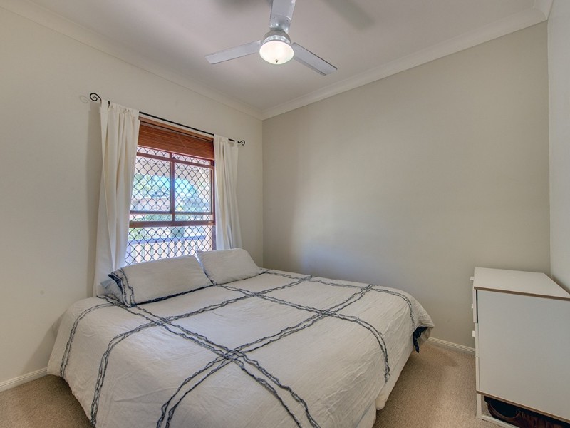 36 St James Street, Forest Lake QLD 4078