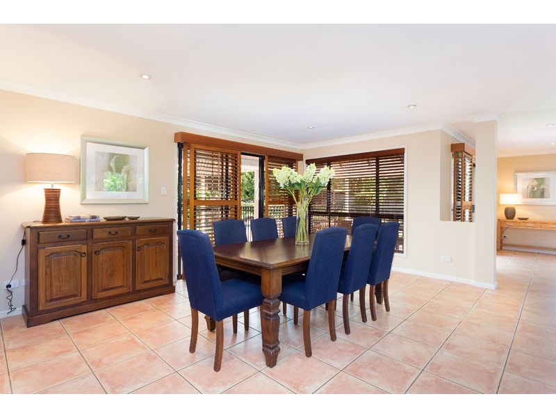 5 Hart Court, Brookfield QLD 4069