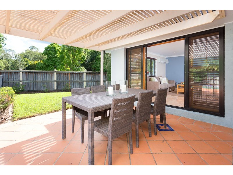 5 Hart Court, Brookfield QLD 4069