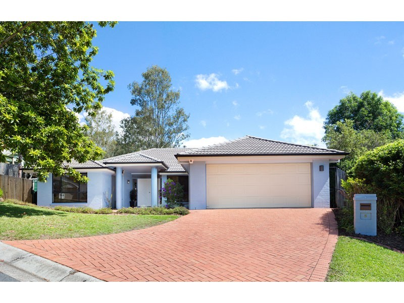 5 Hart Court, Brookfield QLD 4069
