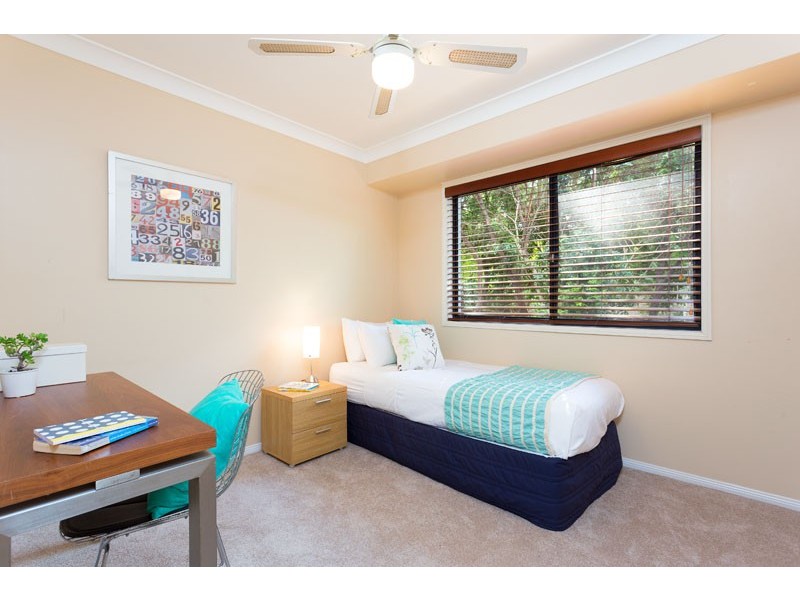 5 Hart Court, Brookfield QLD 4069