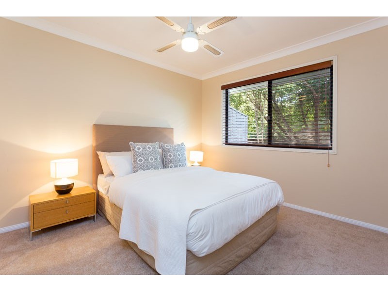 5 Hart Court, Brookfield QLD 4069