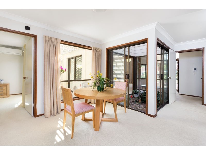 8/49 Marshall Lane, Kenmore QLD 4069