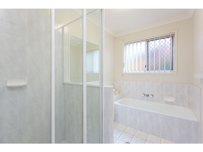 6/60 Gubberley Street, Kenmore QLD 4069