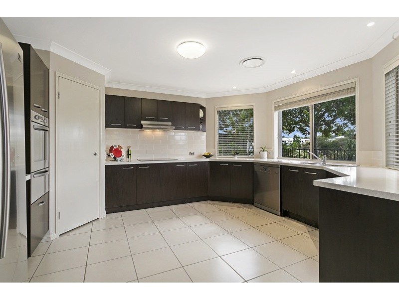 12 Brinley Place, Sinnamon Park QLD 4073