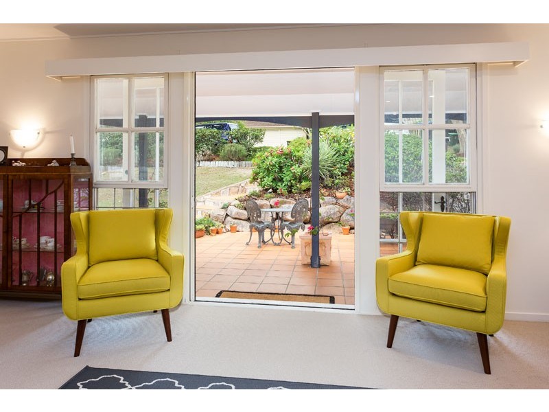 21 Delphin Street, Kenmore QLD 4069