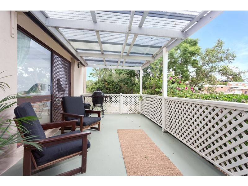 21 Delphin Street, Kenmore QLD 4069