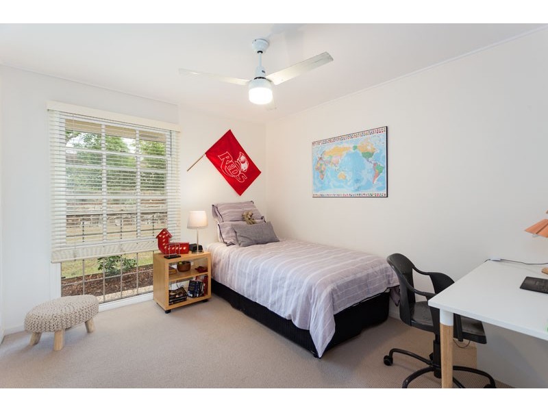 21 Delphin Street, Kenmore QLD 4069