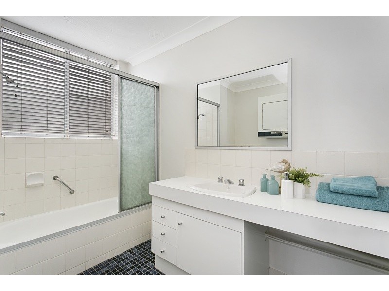 3/83 Swann Road, Taringa QLD 4068