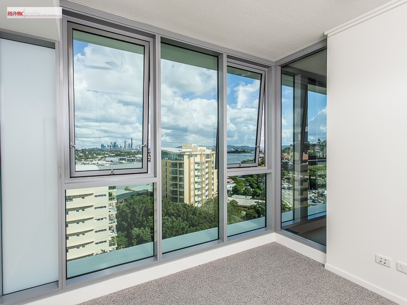 31009/2 Harbour Road, Hamilton QLD 4007