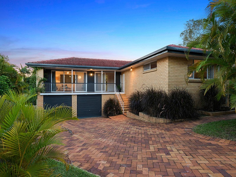16 Arkana Street, The Gap QLD 4061