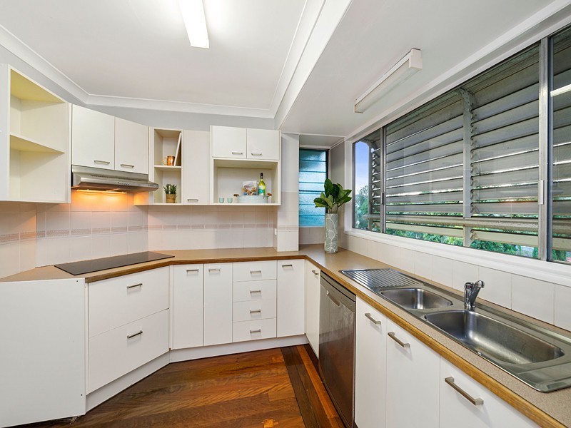 16 Arkana Street, The Gap QLD 4061