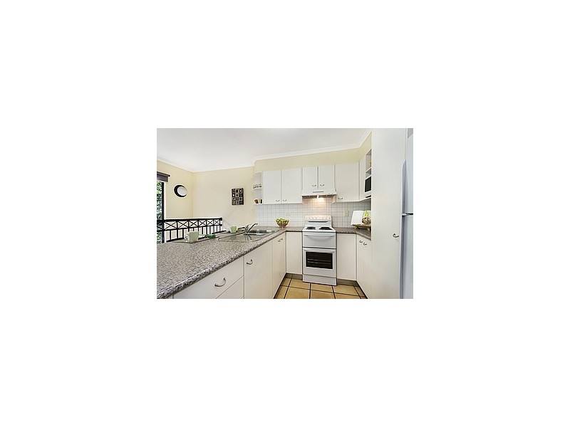 3/260 Sir Fred Schonell drive, St Lucia QLD 4067