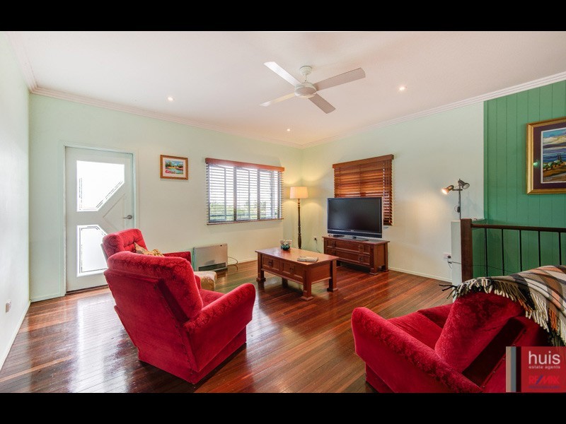 105 Sibley Rd, Wynnum West QLD 4178