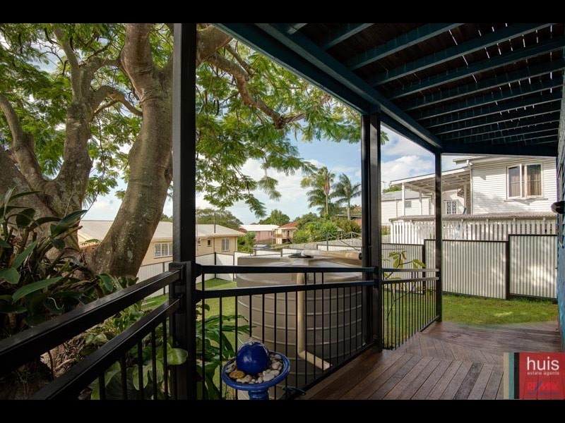 105 Sibley Rd, Wynnum West QLD 4178