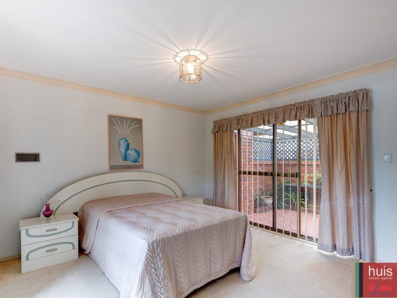 11 Masthead Dr, Raby Bay QLD 4163