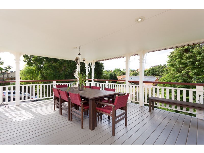 2 Coburn Court, Brookfield QLD 4069