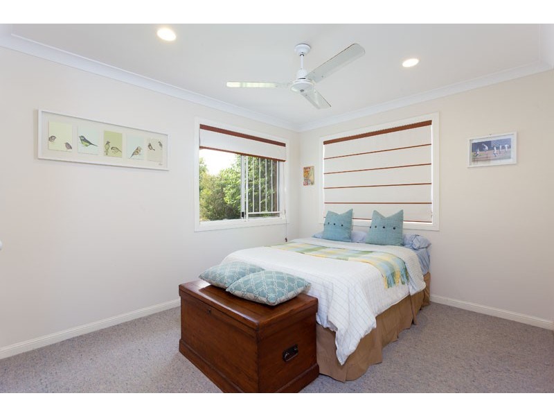 2 Coburn Court, Brookfield QLD 4069