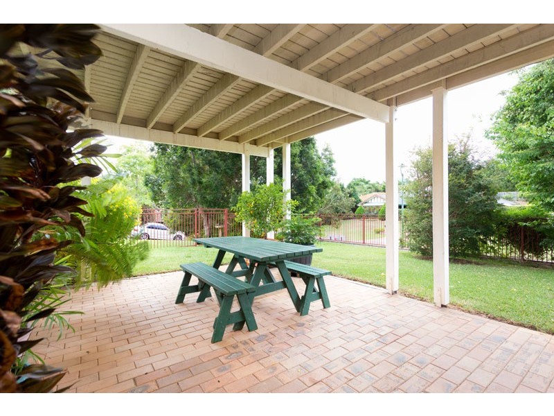 2 Coburn Court, Brookfield QLD 4069