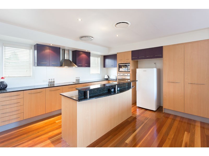 13 Lentara Street, Kenmore QLD 4069