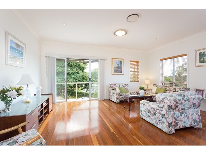 13 Lentara Street, Kenmore QLD 4069