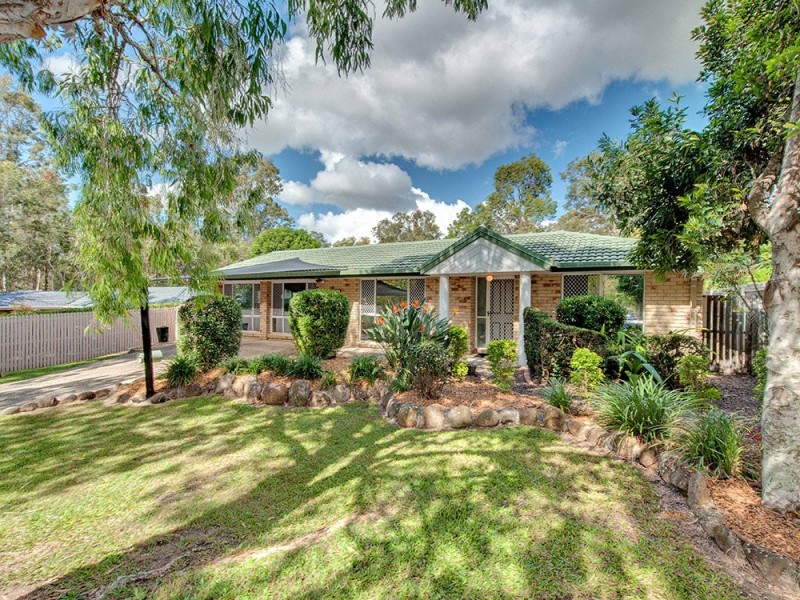 4 Martindale Place, Forest Lake QLD 4078