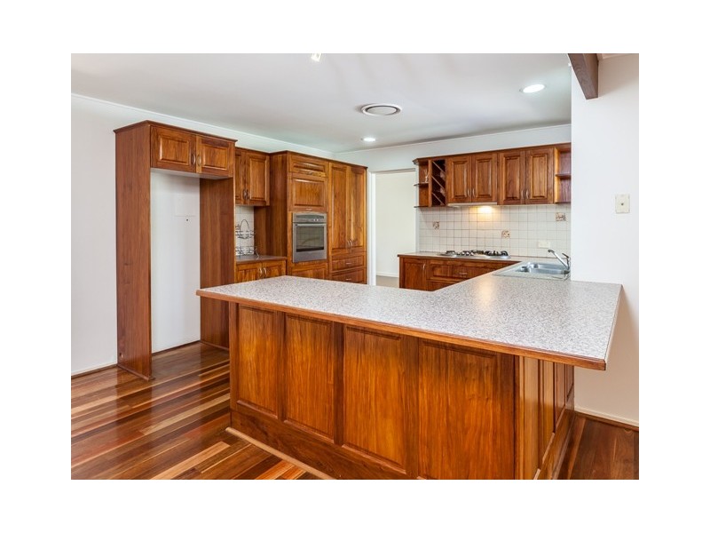 4 Appin Street, Kenmore QLD 4069